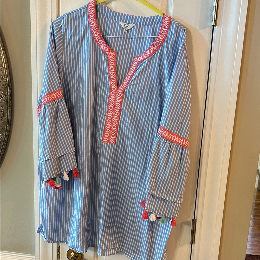 Crown & Ivy Blue and White Striped Top